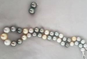 Pearl necklace_5.jpg