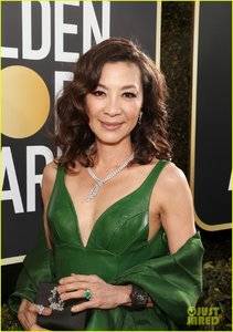 michelle-yeoh-06.jpg