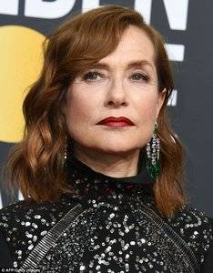 Isabelle Huppert GoldenGlobe 2018.jpg