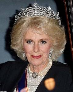 THE GREVILLE TIARA.jpg