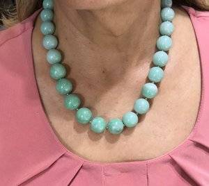 Jadeite Bead Necklace C (2).jpg