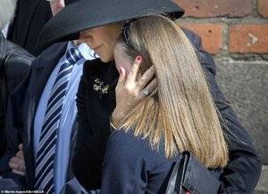 Crown Princess Mary consoles her daughter Princess Isabella.jpg