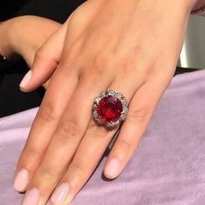 Verdura_Ruby_Ring Jubilee Ruby.jpg