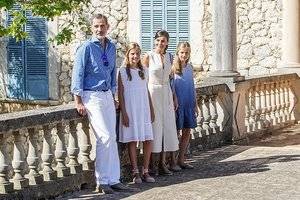 letizia-family-z.jpg