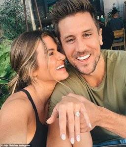 Jordan Rodgers & fiancee JoJo Fletcher.jpg