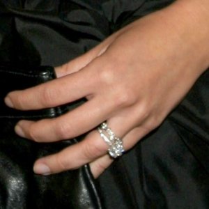 SarahMichelle3Ring2.jpg