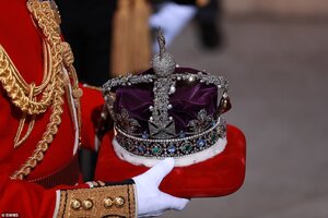 The Imperial State Crown.jpg