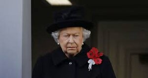 QueenElizabethRemembranceDay2018.jpg