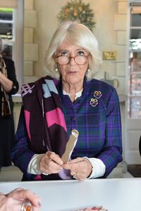 Camilla-Duchess-of-Cornwall-conveys-secret-message-on-visit-2199318.jpg