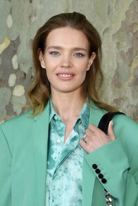 natalia-vodianova-attends-the-berluti-menswear-spring-summer-2020-show-during-paris-fashion-we...jpg