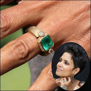 Halle-Berry-Emerald-Engagement-Ring.jpg