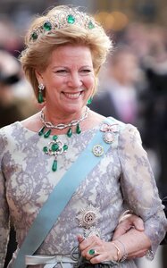 The Greek Emerald Parure Tiara.jpg