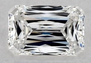 diamond-Cushion-1.03-Carat-D-SI2_0_first_ (2).jpg