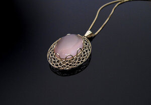 rosequartzcabochonnecklace.jpg