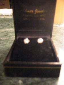 Diamond earring box 3.jpg