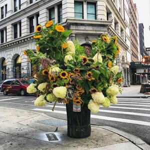 van-gogh-on-the-bowery-600x600.jpg