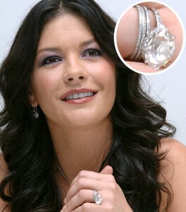 Michael-Douglas-and-Catherine-Zeta-Jones-antique-engagement-ring.jpg