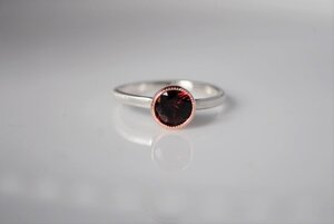 spinel ring 2.jpg