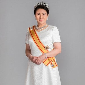 a new official portrait of Empress Masako, taken on May 1, 2019..jpg