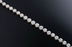 BR17452RAUJEWELRYTENNISBRACELET.jpg