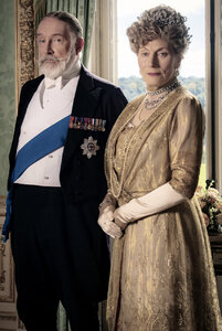 King_George_V_and_Queen_Mary._Downton_Abbey.jpg