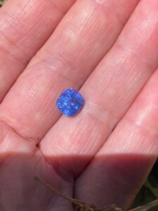 Mid Blue sapphire strong Aussie Sunlight 1.jpg