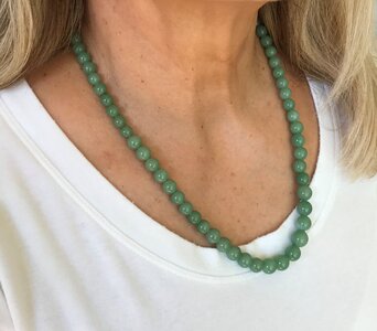 Green Jadeite Necklace 7.jpg