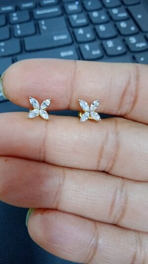 Tiffany Victoria inspired studs.jpeg