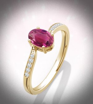 simple pink diamond ring in yellow gold with small diamonds.jpg