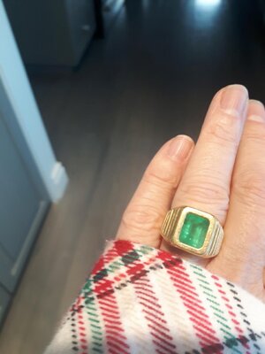 emerald ring.jpg