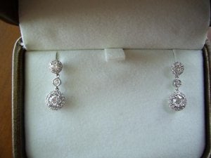 dangle earring box r1.jpg