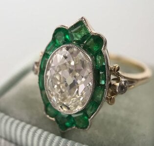 3f0d799e65c31f0202c795fb547ff8aa--antique-rings-antique-jewellery.jpg