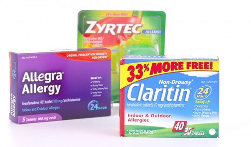 zyrtec-vs-claritin-stock-photo.jpg