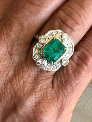 3.66ct Emerald Ring 4.jpg