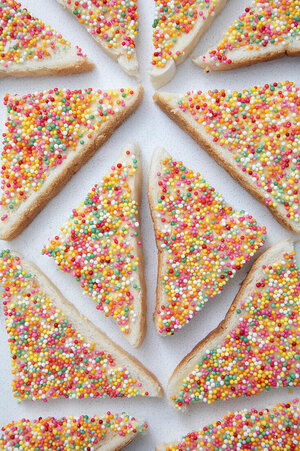 13462381-Fairy-bread-Hundred-and-thousands-on-toast.jpg