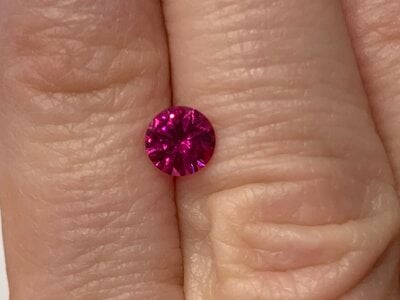 Finewater gems spinel_2864.JPG