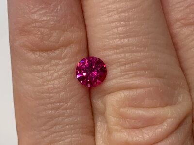 Finewater gems spinel_2863.JPG