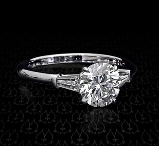 r1216_Ring_Diamond_Leon_Mege_New_York_watermark~2.jpg