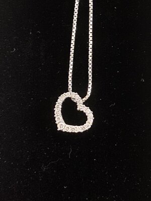 GIA_L's heart pendant from G.jpg