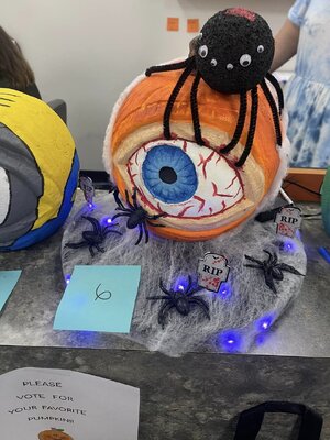 eyeballpumkin6.jpg