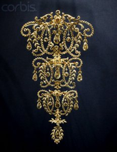 queenmarysstomacher.jpg