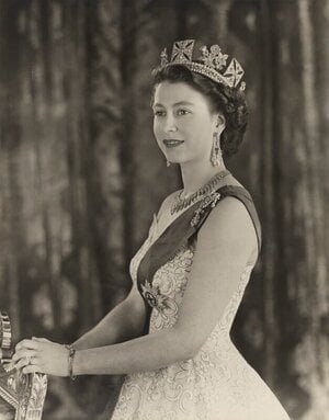 Queen-Elizabeth-II.jpg