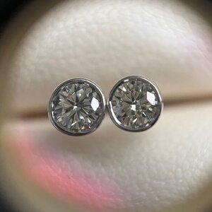 Evera Studs 3.jpg