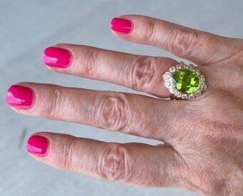 peridot ring2.jpg