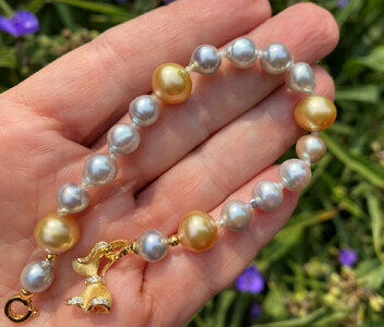 GSS & Akoya Pearl Bracelet9.jpg