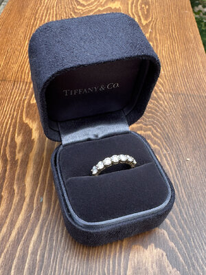 Tiffany embrace sale 3.5 mm