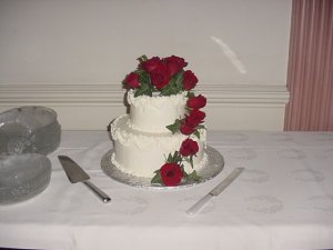 ljiw dmml wedding cake.jpg