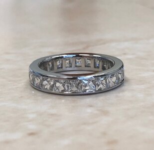 platinum-375-carats-french-cut-diamond-eternity-band-333927.jpg