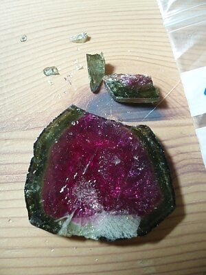 broken tourmaline slice.JPG