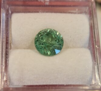 Tsavorite Garnet 02a.jpg